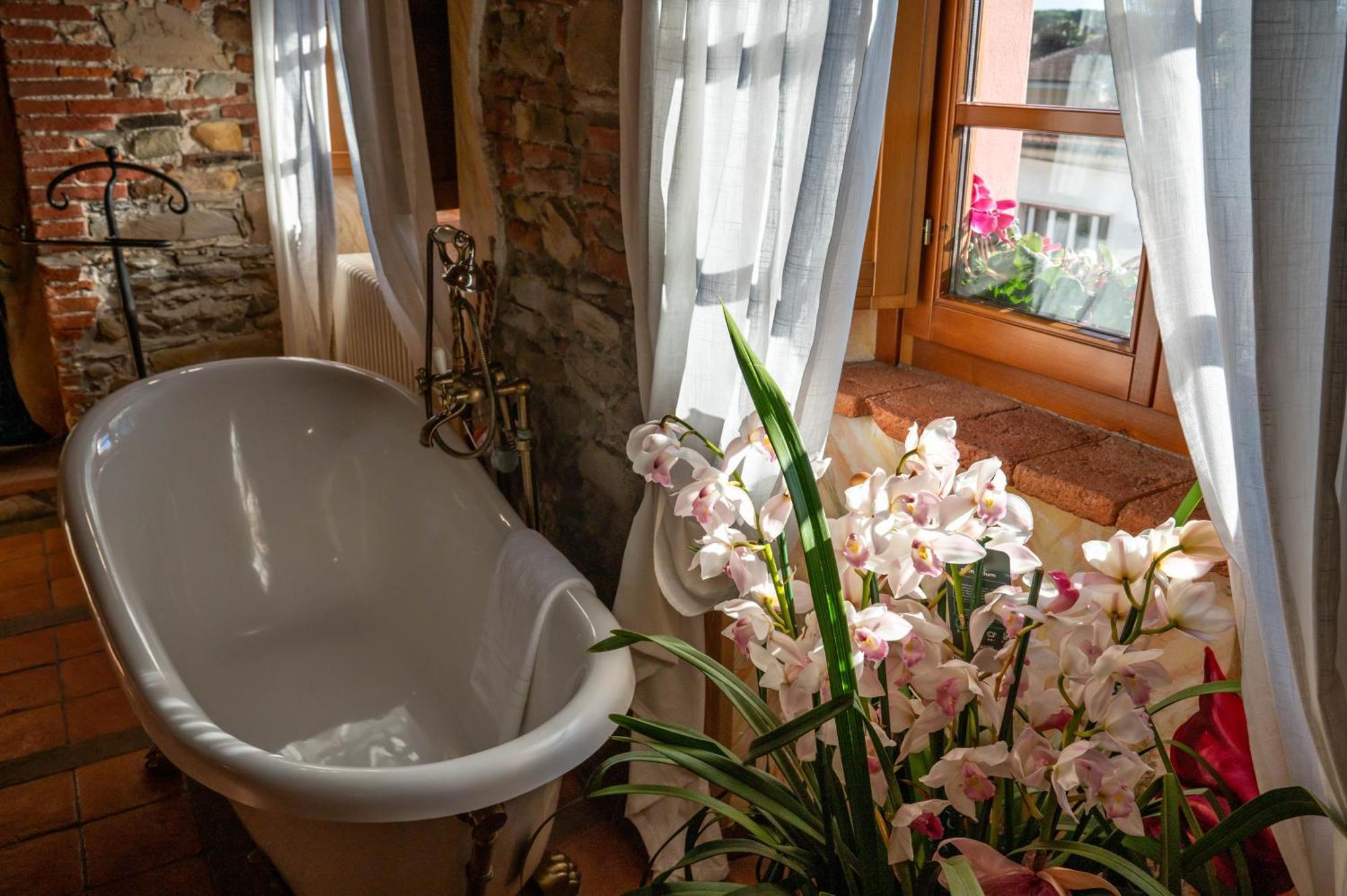Luxury Corte Di Re Artu Lucca Ngoại thất bức ảnh